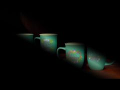 A cake cup gift for young mothers.